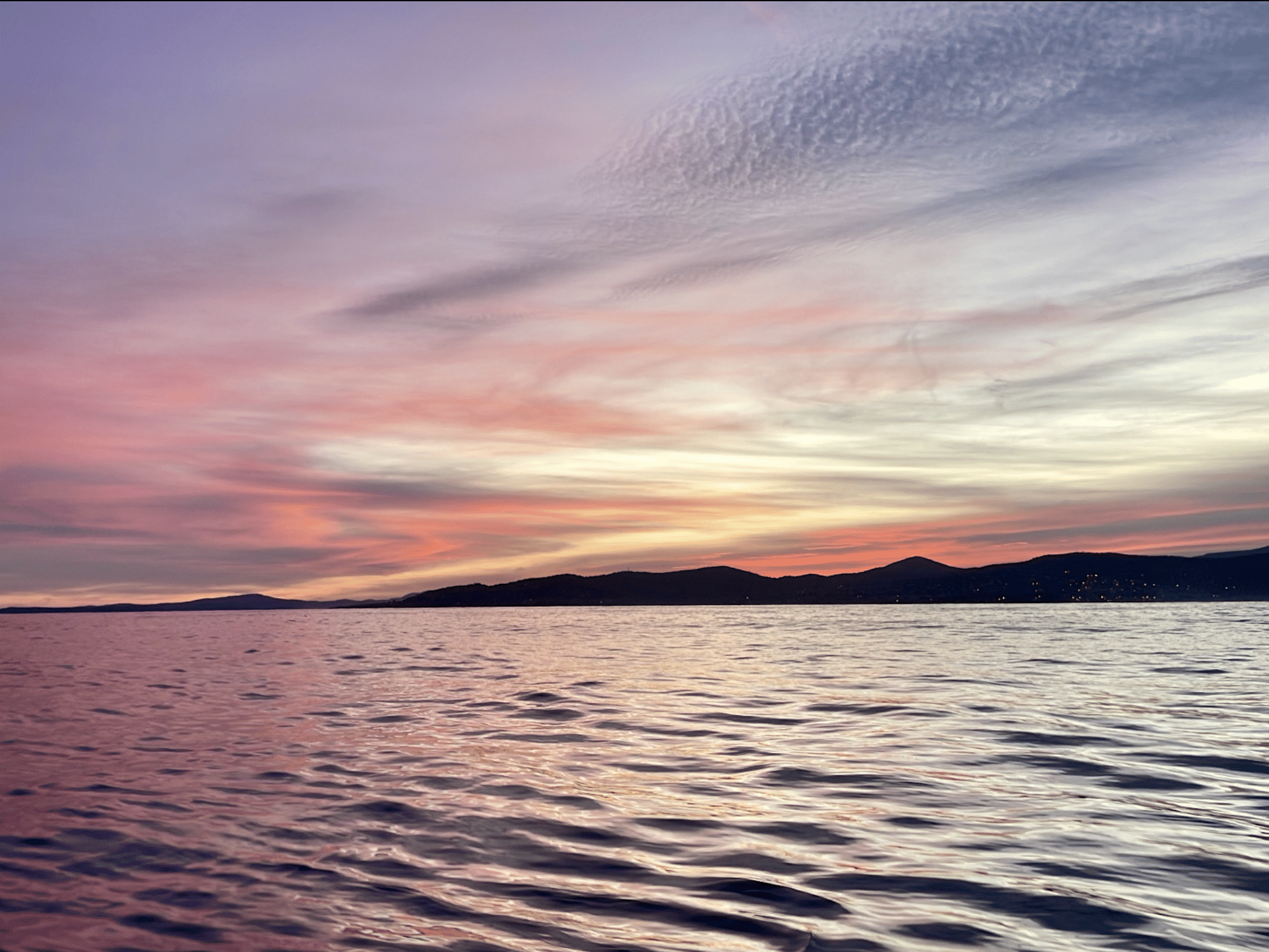 coucher-soleil-cap-sail-iles-lérins-excursion-voilier-antibes